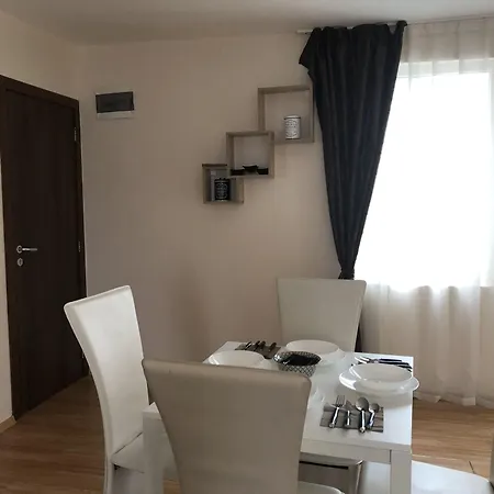 Palace De Luxe 3*